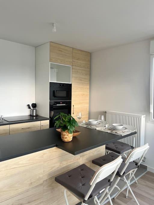 Superbe Appartement Neuf Dans Residence Familiale Aux Portes De Paris Avec Parking Ivry-sur-Seine Exterior foto